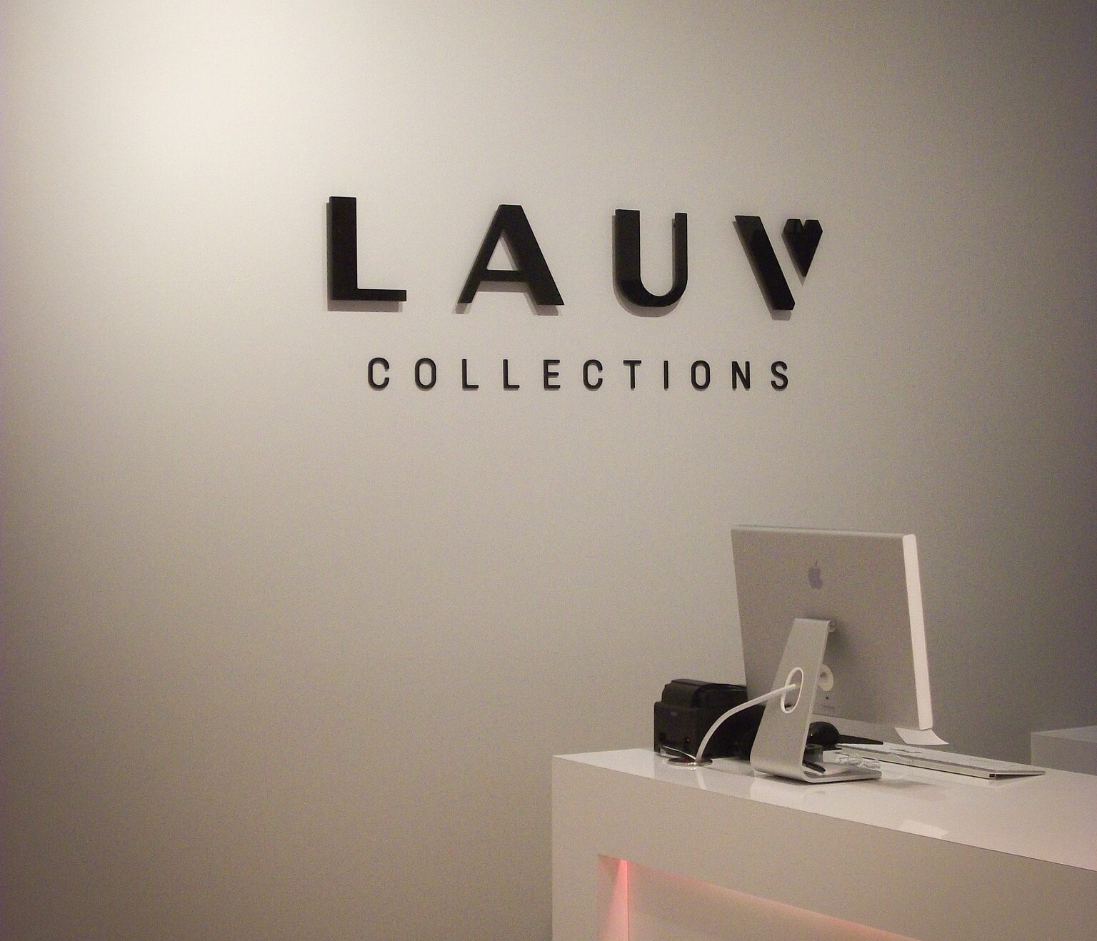 caisse lauv boutique