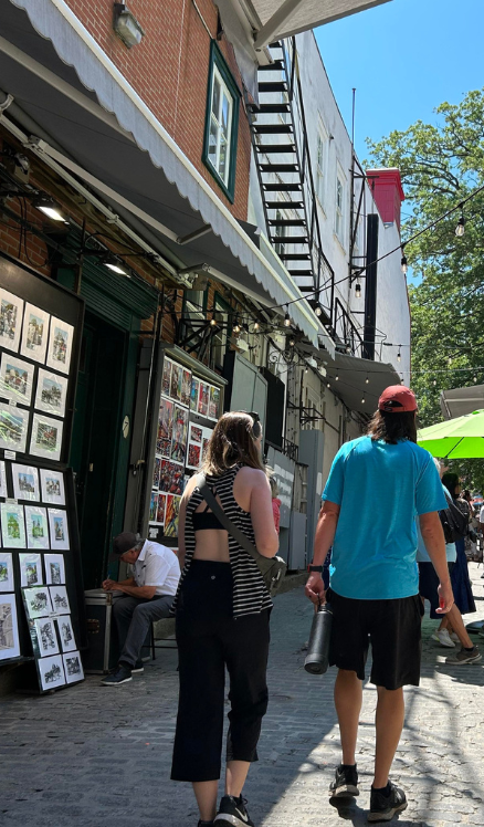 rue du tresor passants