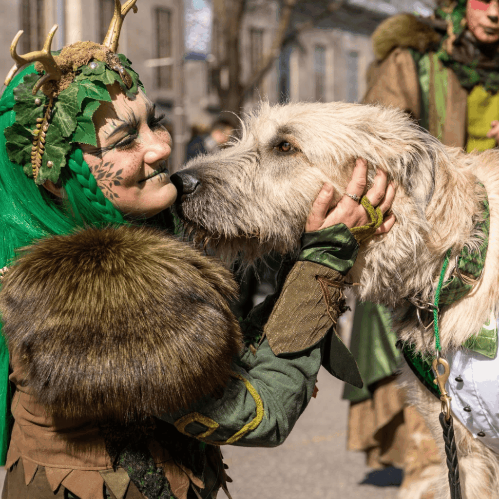 costume saint patrick et chien